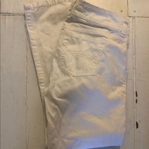 Abercrombie y2k white crop bootcut jeans 6 8